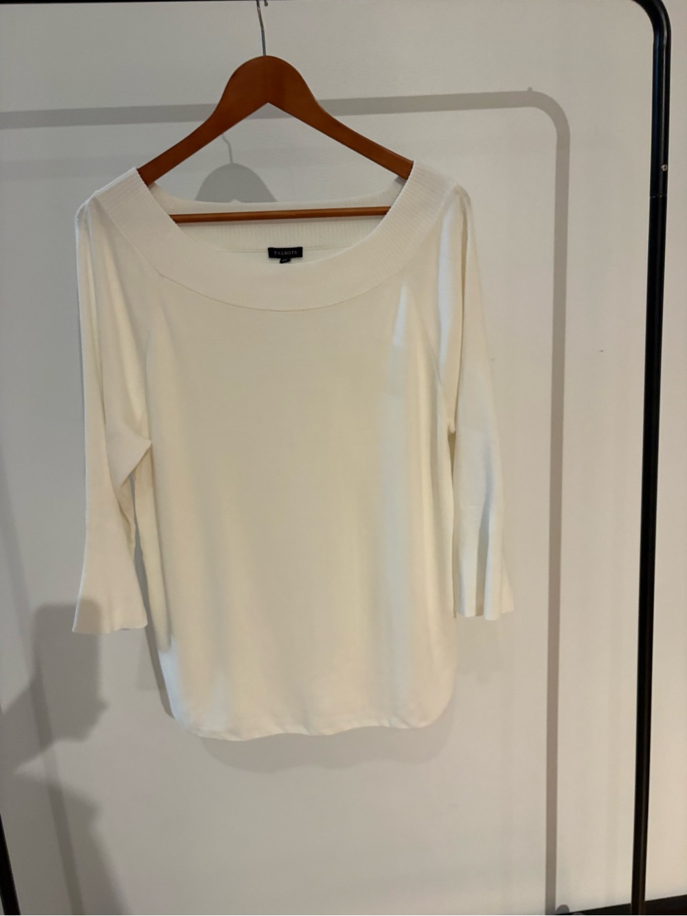 Talbots Cream Scoop Neck 3/4 Sleeve Knit Top